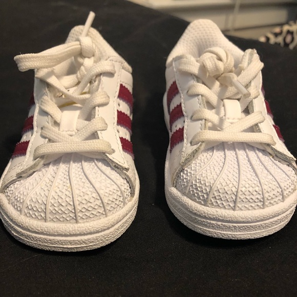 Adidas Superstar Wine NWOT - Picture 2 of 5